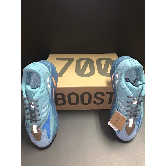 Adidas Yeezy boost 700, Faded Azure - Picture 2 of 5